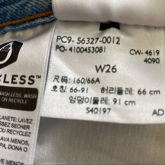 Levi’s Big E 501 Hi Rise Distressed, Destroyed Button-Fly Cut-Off Jean Shorts - Picture 12 of 15